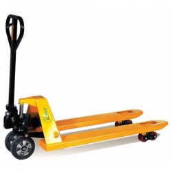 Transporting goods: the electric or manual pallet truck for safe handling 
