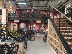 Would you like to increase the space in your store or professional area? One solution: the ERP platform!